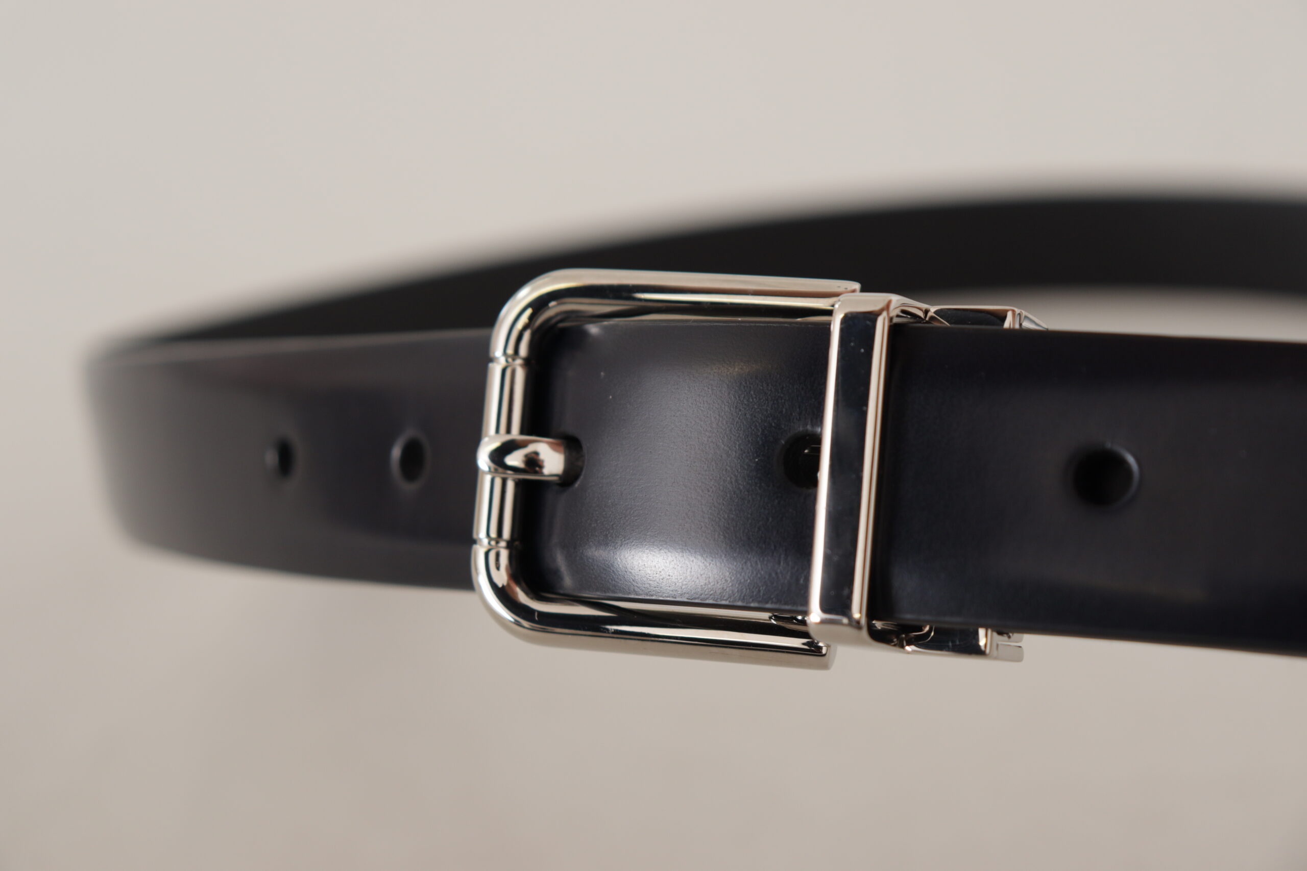 Silver Logo Buckle Leather Belt