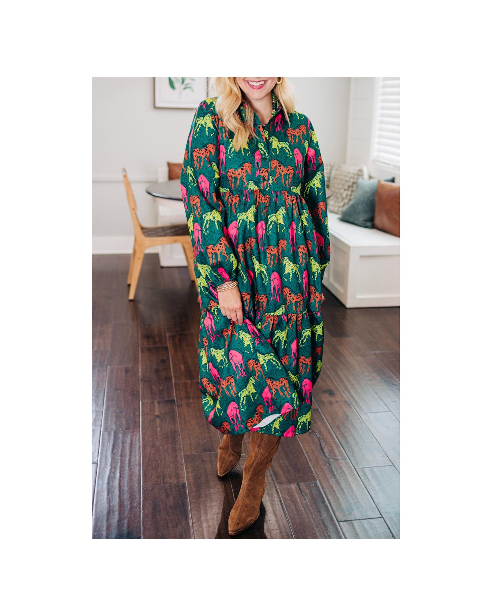 Azura Exchange Green Horse Printed Long Sleeve Collared Buttoned Plus Size Midi - Picture 29 of 48