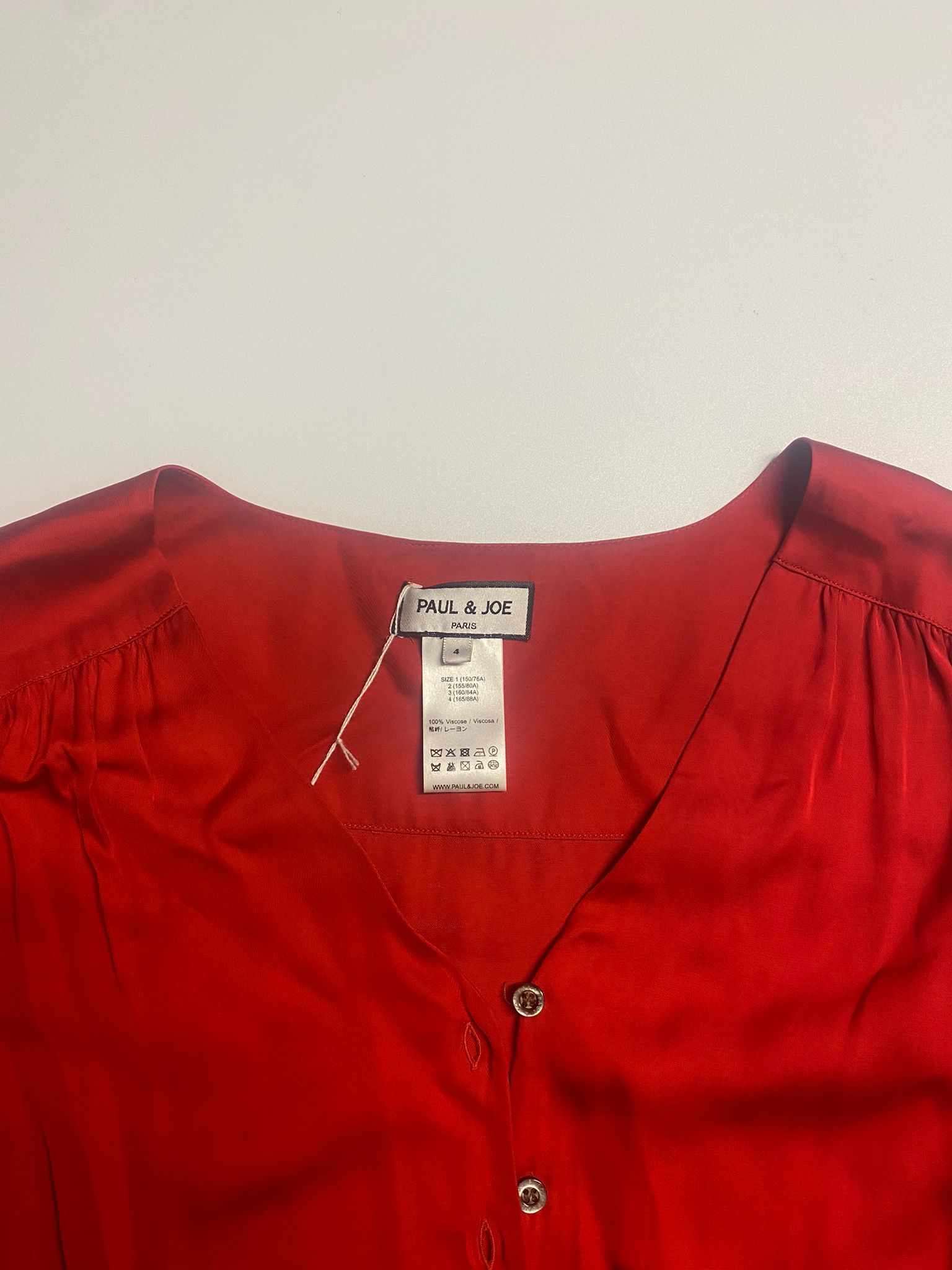 Vintage-inspired Red Joconda Long Sleeve Blouse